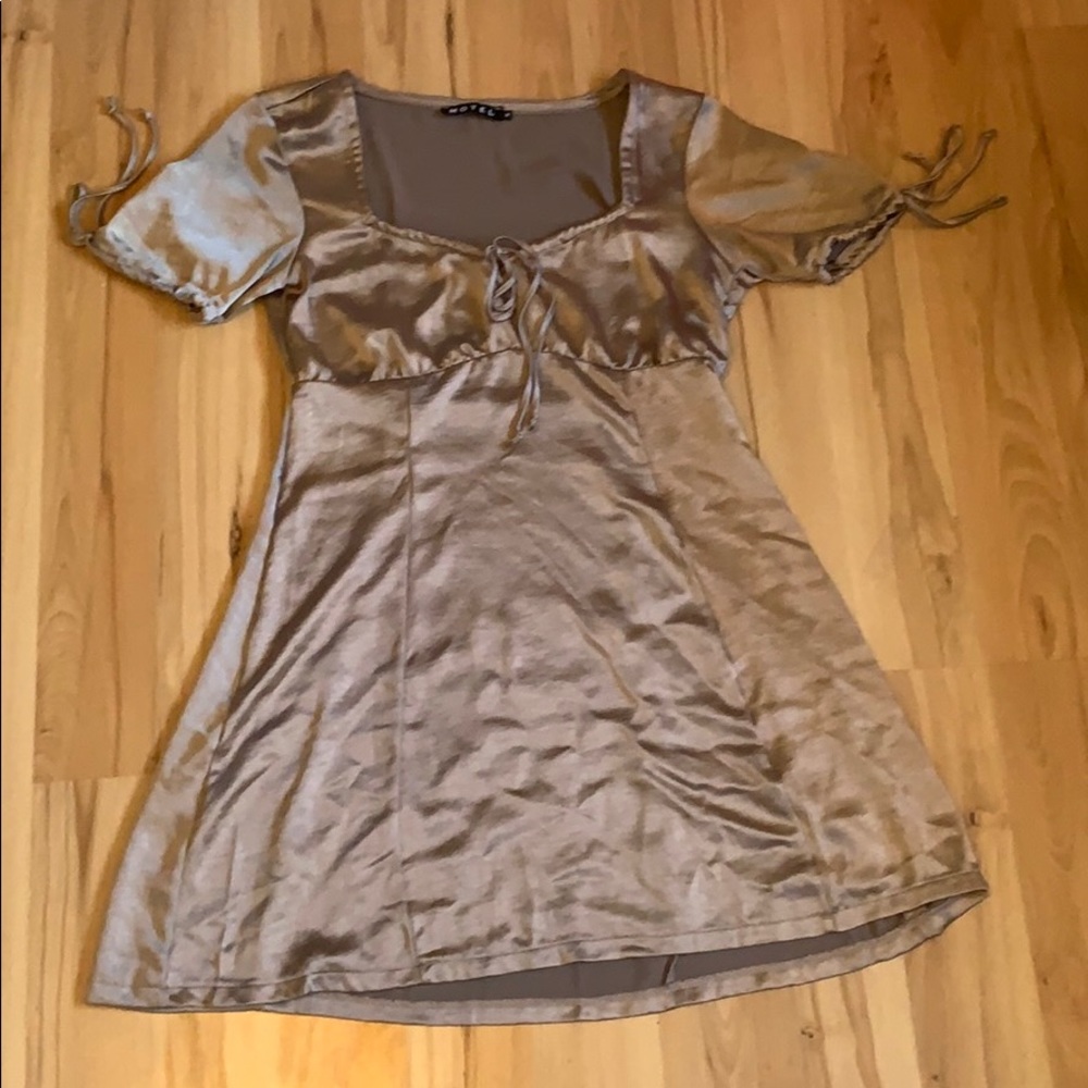 MOTEL Dress